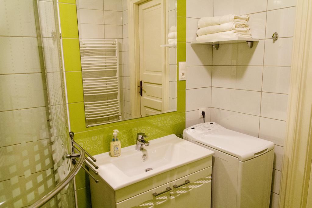 Eoetvoes Apartman Будапеща Стая снимка