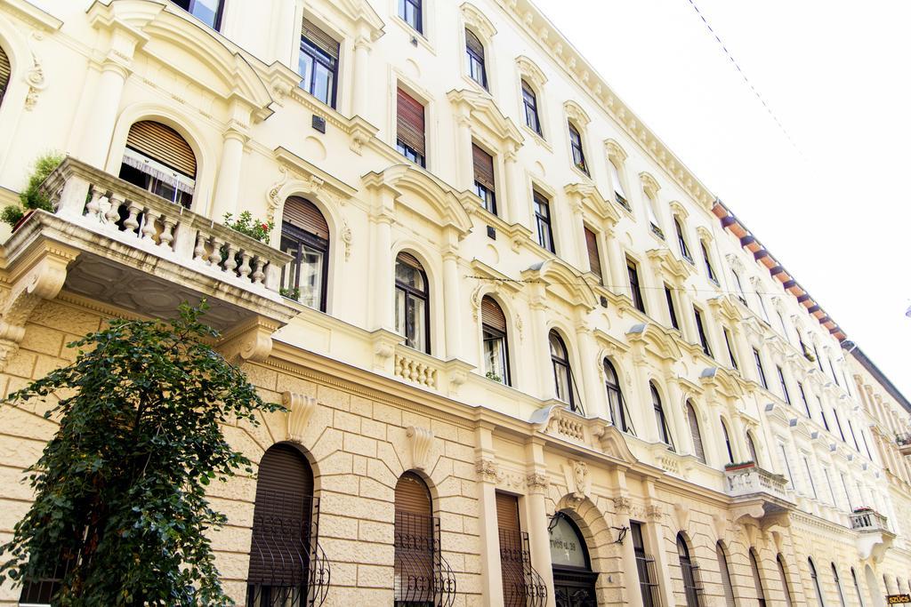 Eoetvoes Apartman Будапеща Стая снимка
